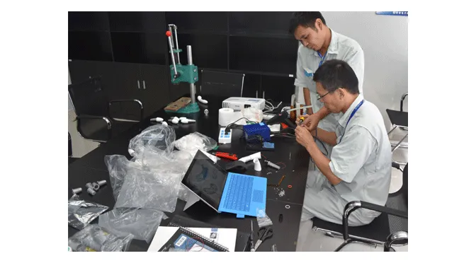 tRemote meeting with manufacturing team