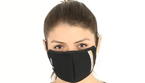Woman wearing a black North Republic Bluetooth smart mask